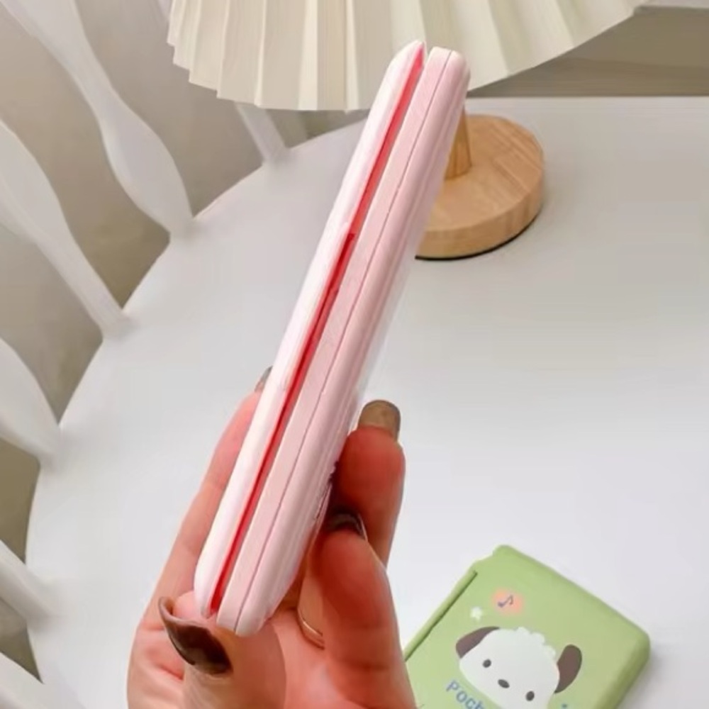 Sanrio KUROMI 8-Digit Mini Portable Calculator - Picture 5 of 6